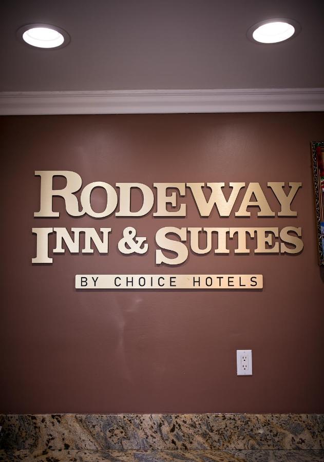 Rodeway Inn & Suites بيلفلاوير المظهر الخارجي الصورة